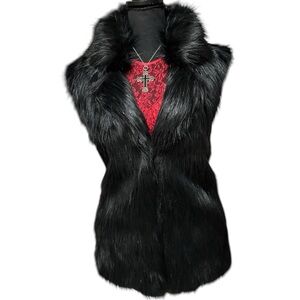 Gothic faux fur vest